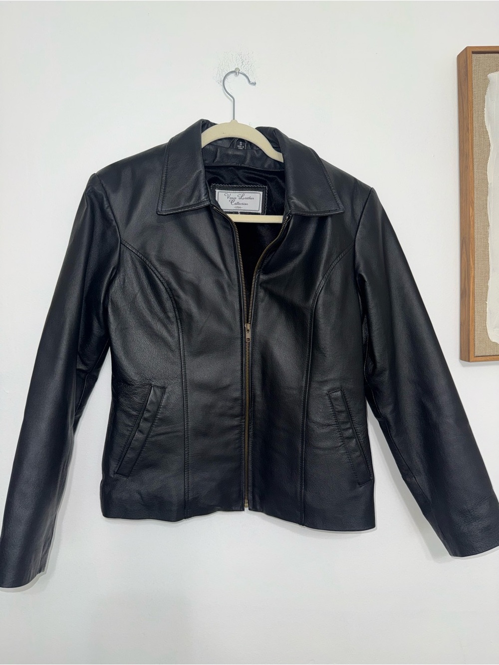 Women's Black Leather Zip Jacket by Vero Cuoio